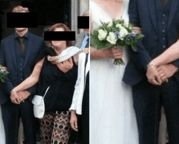 A mindent birtokolni akaró anyós távol tartja a vőlegény kezét a menyasszonytól az esküvői fotó alatt, és azt mondja: „Én is az ő nője vagyok!”