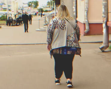 A vőlegény szülei elutasították a molett nőt, később könyörögnek neki, hogy menjen hozzá