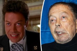 Tim Curry egy évig titkolta a nyilvánosság előtt az agyvérzését, azt mondja, a humor „létfontosságú” volt a felépülésében