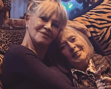 Melanie Griffith imádnivaló képet oszt meg édesanyjával, Tippi Hedrennel | „Hálás vagyok, hogy anyukám még mindig itt van velünk”