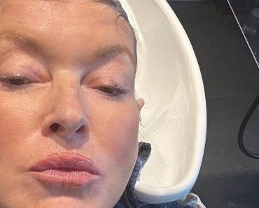 Martha Stewart megmutatja hibátlan bőrét a rendkívül közeli szelfik sorában a „többnyire száraz január” után