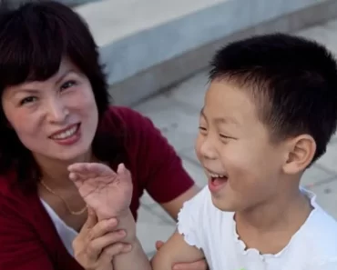 A koreai anyuka tökéletes választ adott a tanárnőnek, aki „undorítónak” nevezte a fia ebédjét