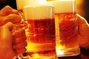 Egy tanulmány szerint napi egy sör elfogyasztása jót tesz az egészségnek